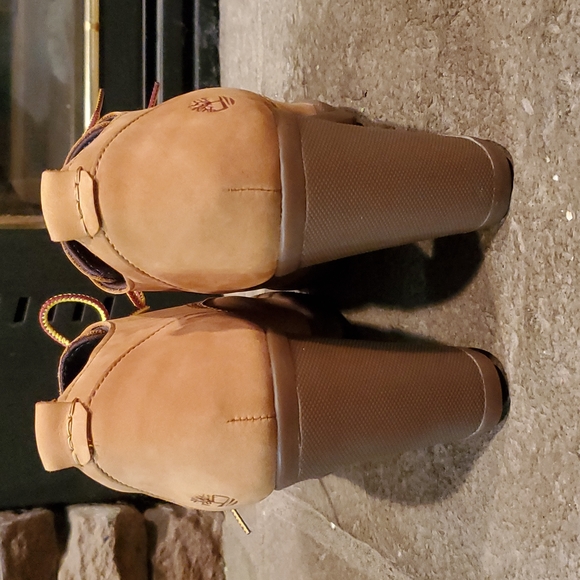 NWOT - Timberland Heeled Boots - Picture 3 of 11